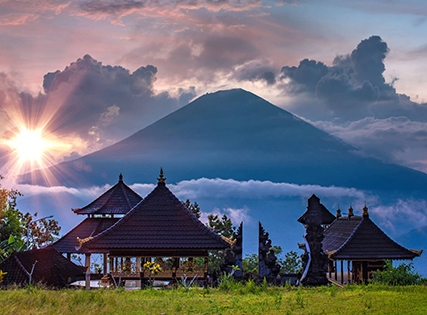 Best Deal- Padma Resort Ubud with Breakfast – 5 star